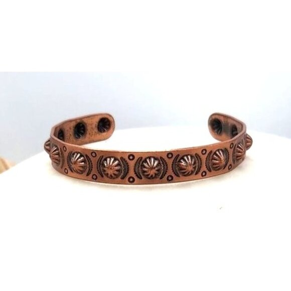 Vintage Copper Stamped Child's Bracelet WIth Design - Picture 5 of 5